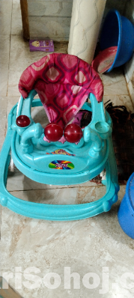 ওয়াকার